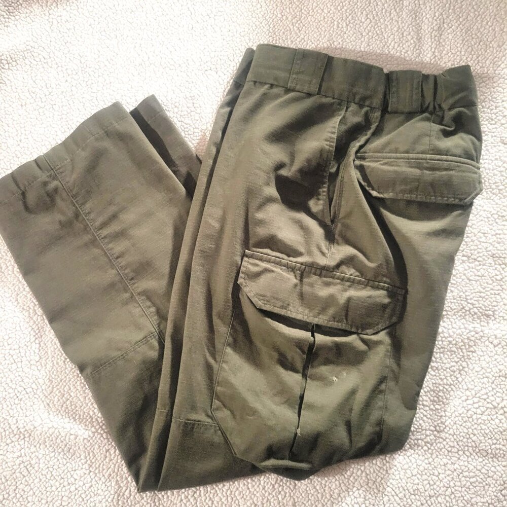 Flying Cross Women's Core Flex Class B Cargo Olive Green Pants - Size 10 Reg